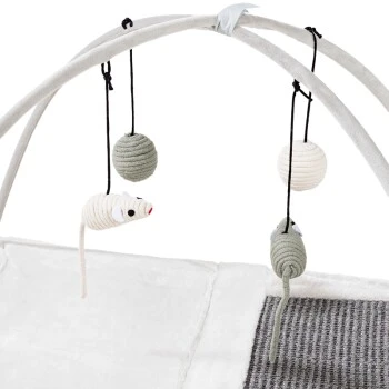 Trixie Kratzmatte Mit Spielzeugen Mobile Grau – Bild 3